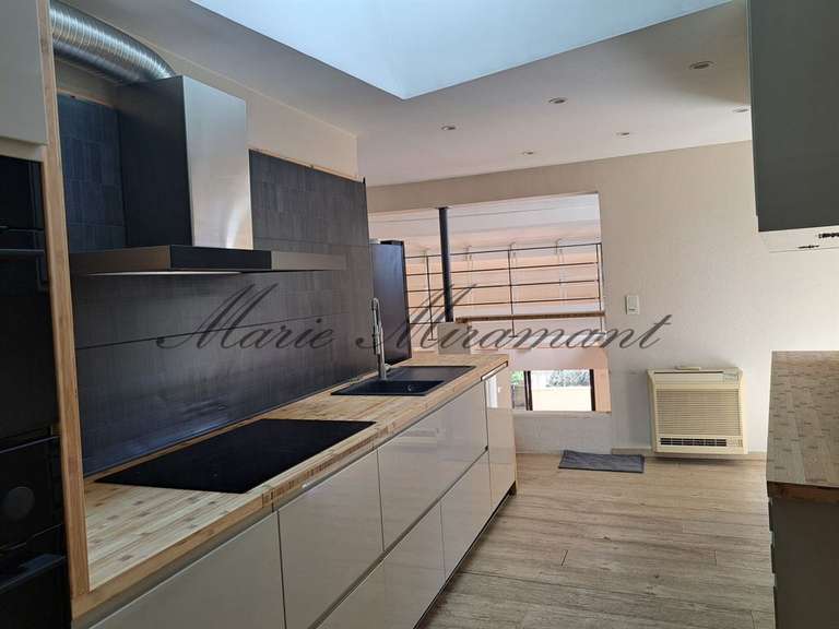 Maison Avignon - 4 chambres - 330m²