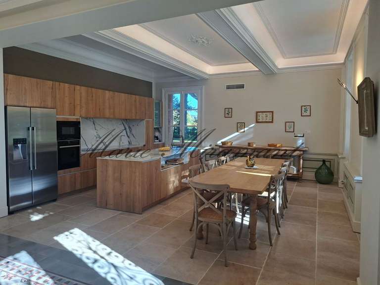 Maison Avignon - 5 chambres - 320m²