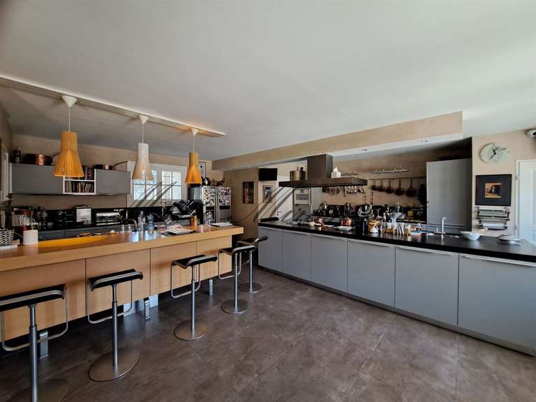 Maison Avignon - 13 chambres - 1000m²