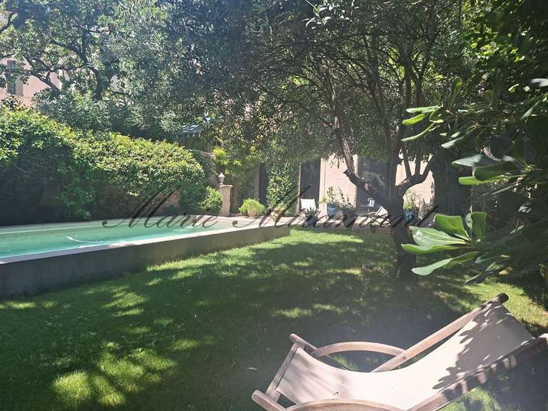 Maison Avignon - 4 chambres - 210m²