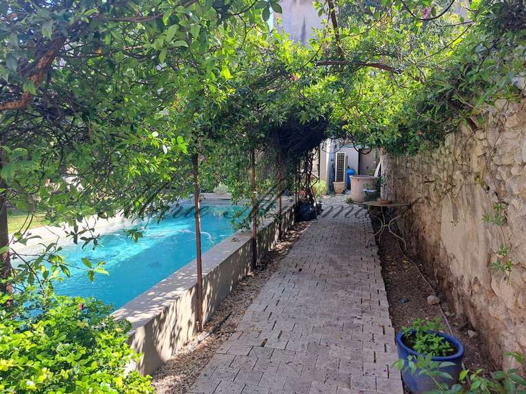 Maison Avignon - 4 chambres - 232m²