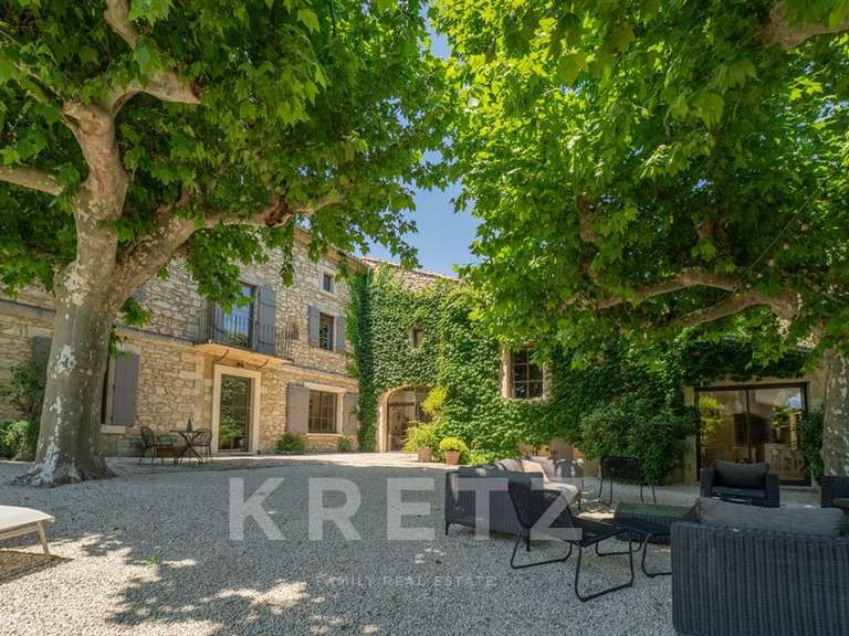 Maison Avignon - 8 chambres - 585m²