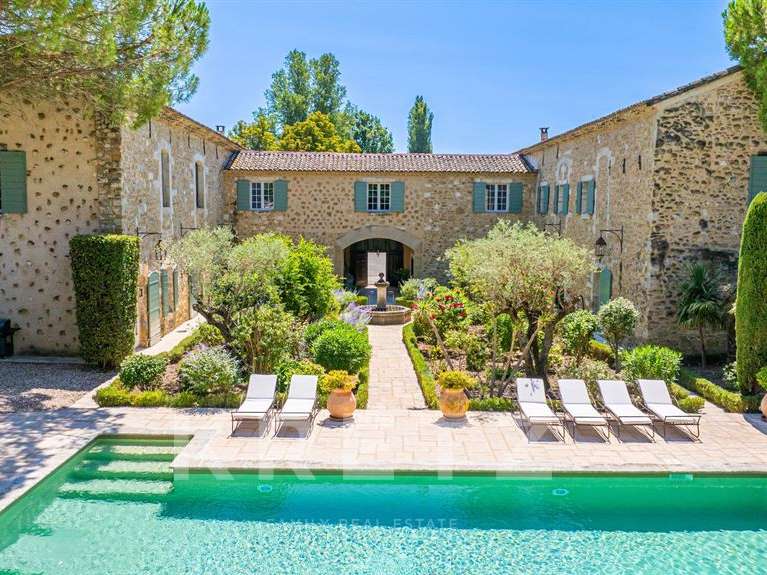 House Avignon