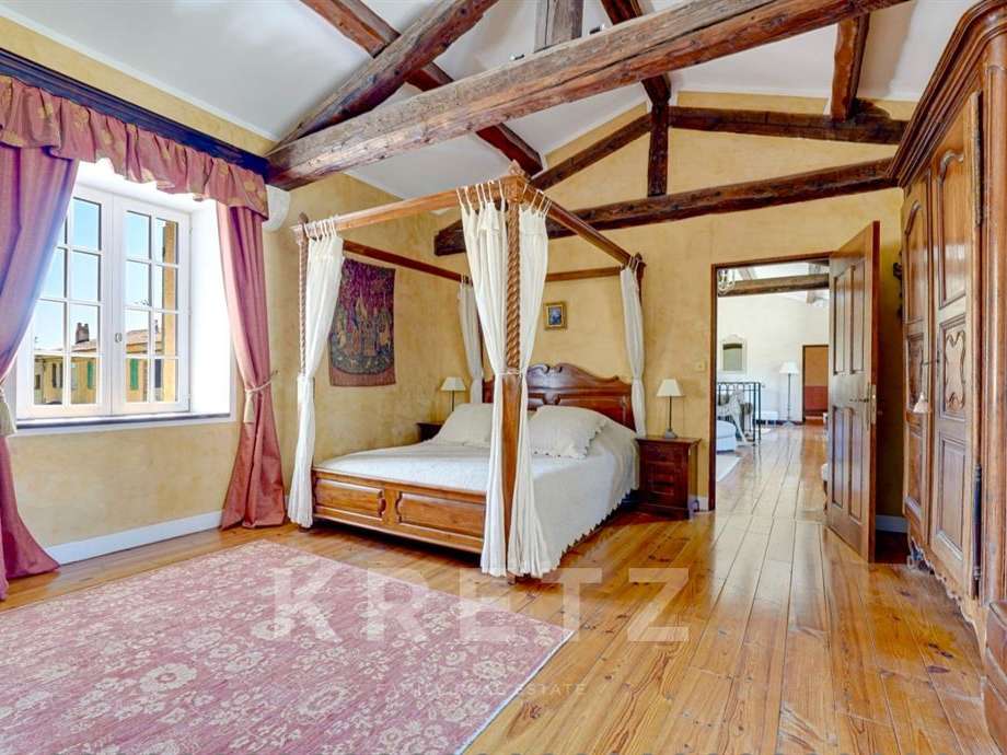 House Avignon
