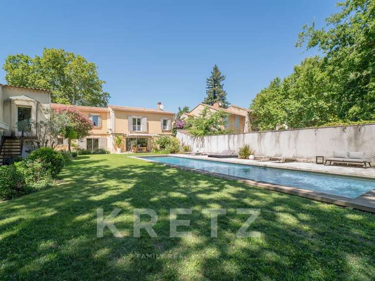 Maison Avignon - 3 chambres - 300m²