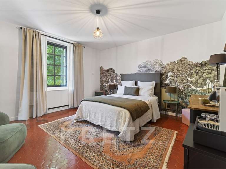 Maison Avignon - 8 chambres - 585m²