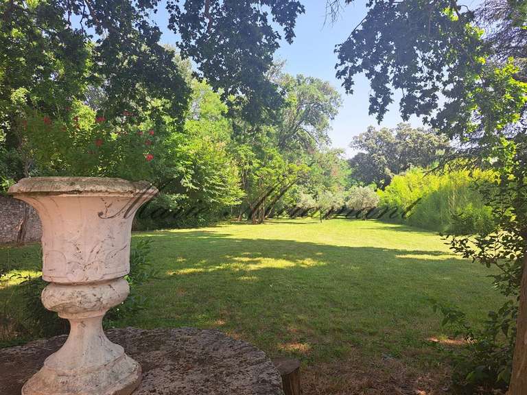 Propriété Avignon - 19 chambres - 900m²