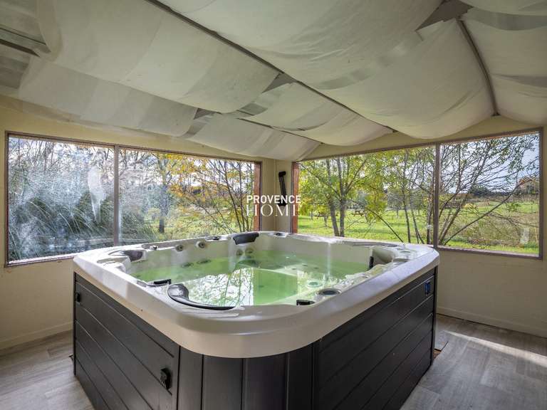 Propriété Avignon - 7 chambres - 256m²