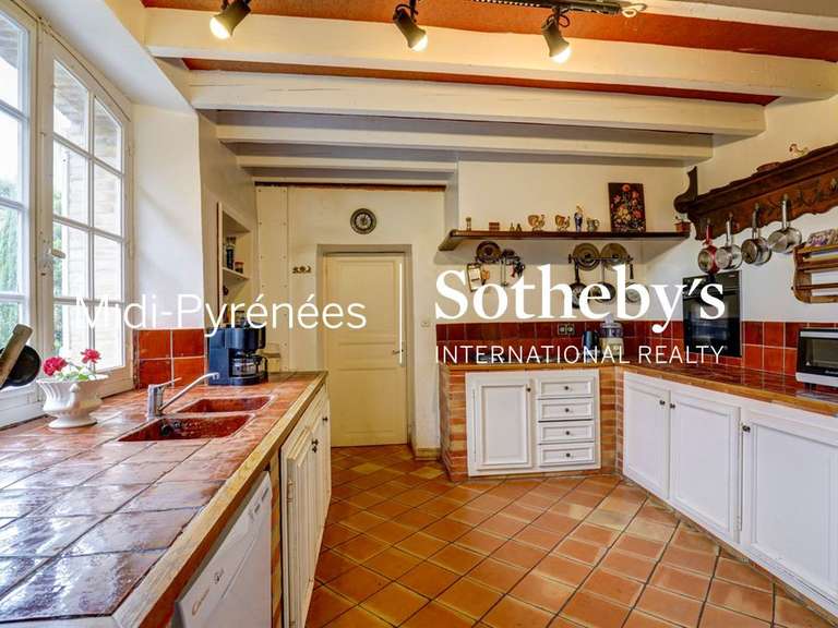 House Avignonet-Lauragais - 7 bedrooms - 393m²