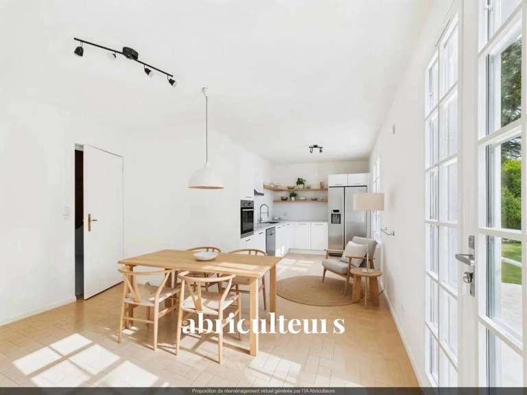 Maison Avilly-Saint-Léonard - 4 chambres - 150m²