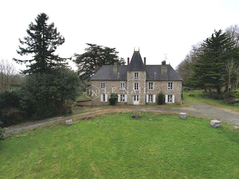 Manor Avranches - 4 bedrooms - 275m²