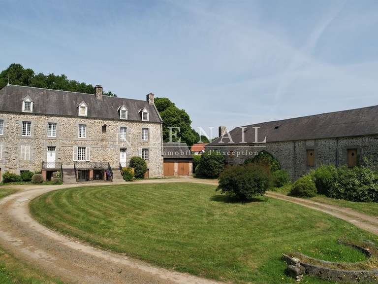 Propriété Avranches - 7 chambres - 380m²