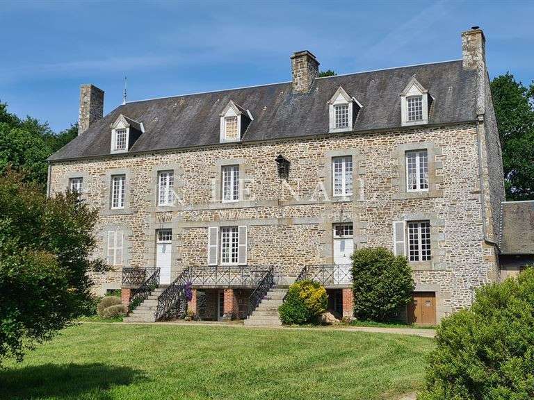 Propriété Avranches - 7 chambres - 380m²