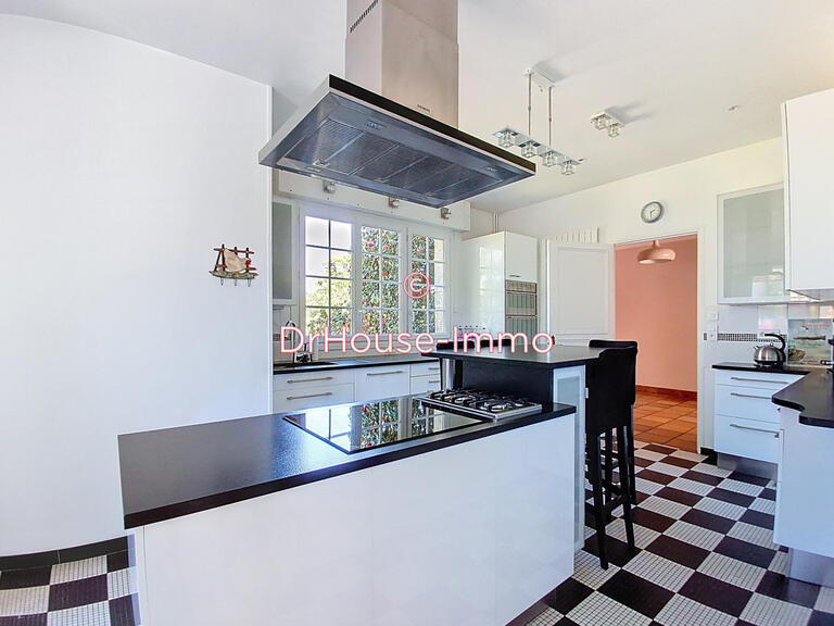Villa Avranches - 7 bedrooms - 286m²