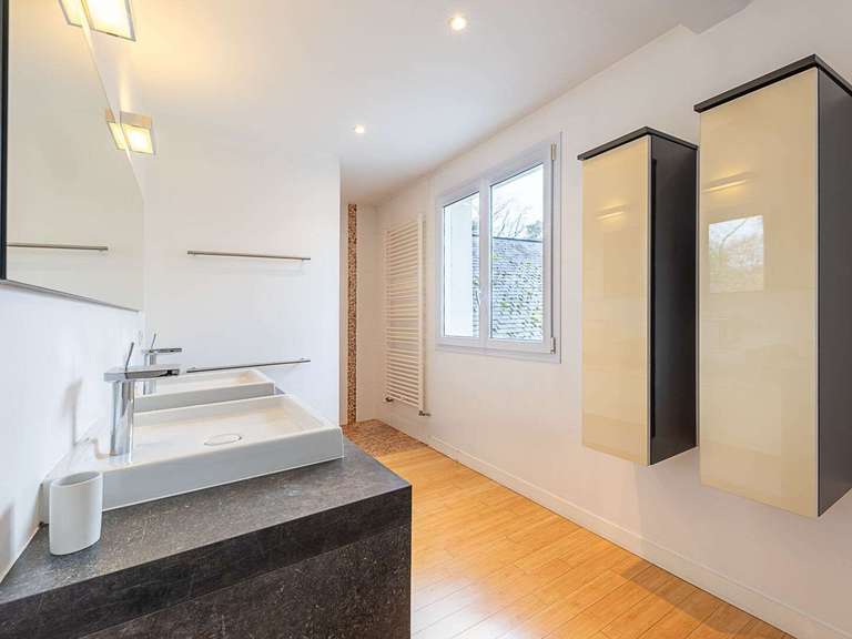 House Avrillé - 5 bedrooms