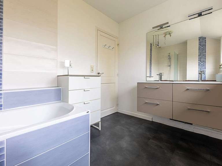 House Avrillé - 5 bedrooms