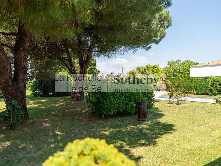 Maison Aytré - 5 chambres - 240m²