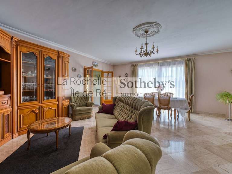 Maison Aytré - 5 chambres - 240m²