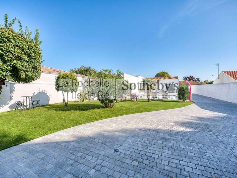 Maison Aytré - 3 chambres - 158m²