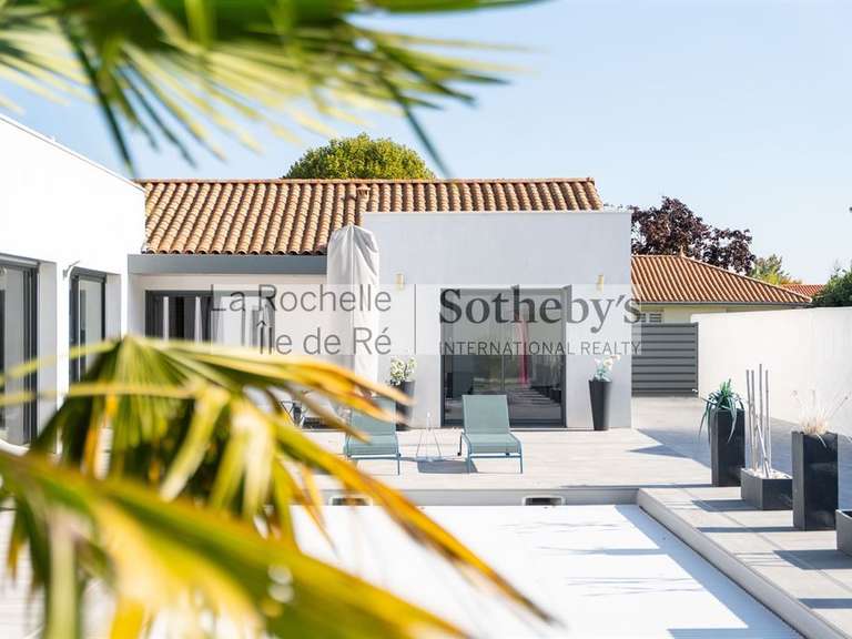 Maison Aytré - 3 chambres - 158m²