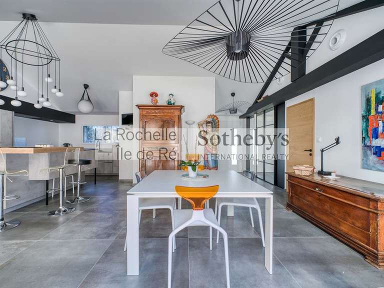 Maison Aytré - 3 chambres - 158m²