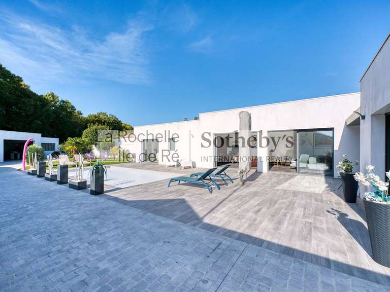 Maison Aytré - 3 chambres - 158m²