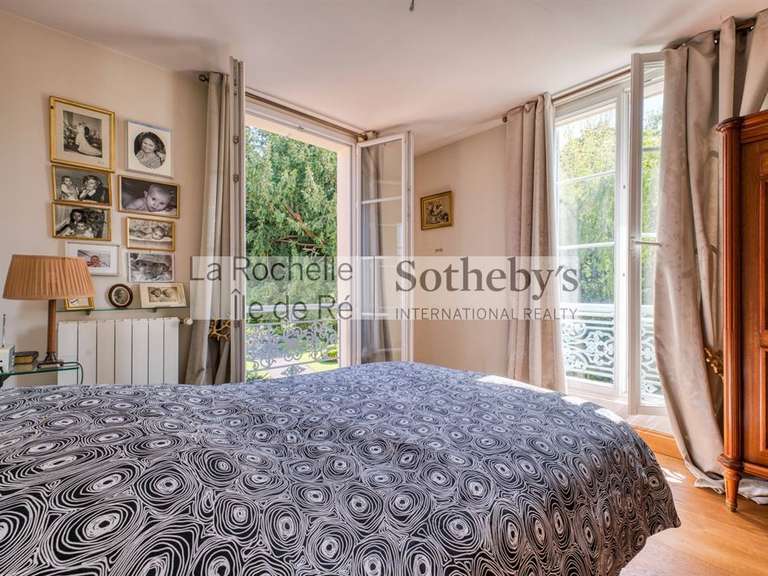 Maison Aytré - 4 chambres - 193m²