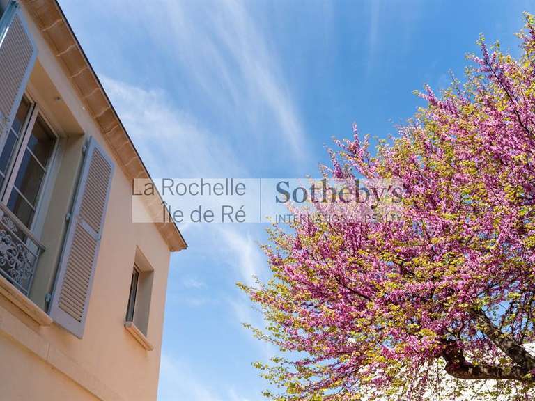 Maison Aytré - 4 chambres - 193m²
