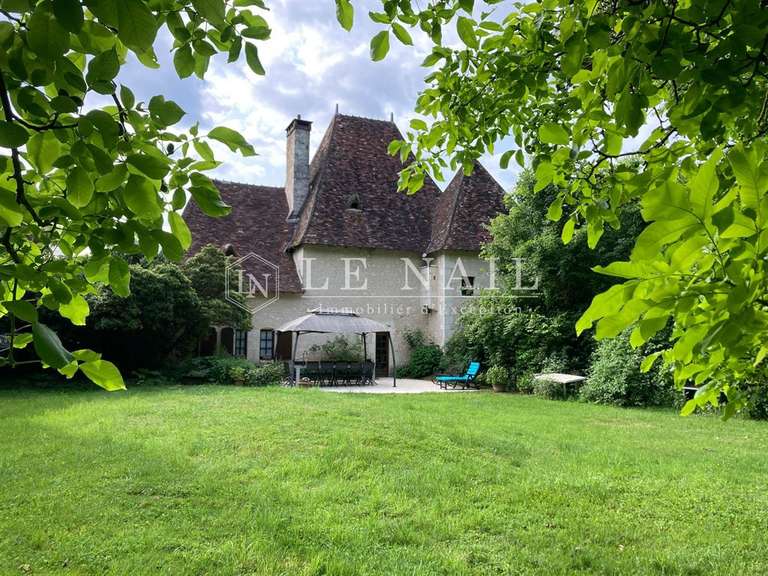 Manor Azay-le-Ferron - 4 bedrooms - 180m²