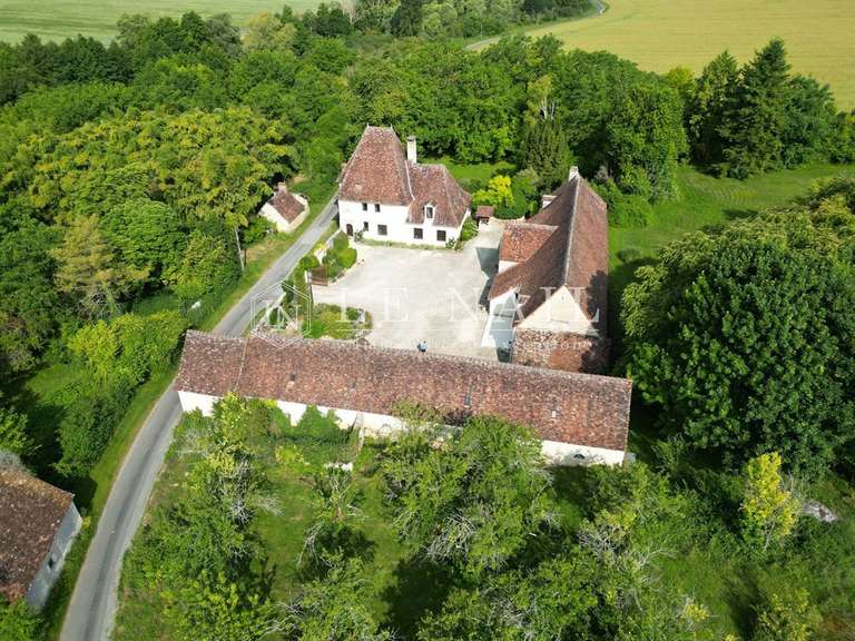 Manoir Azay-le-Ferron - 4 chambres - 180m²