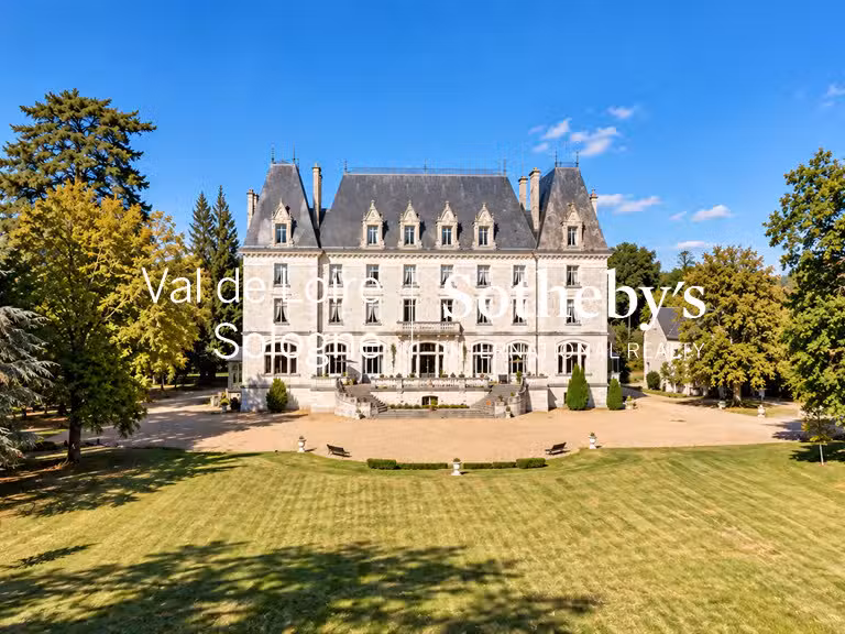 Château Azay-le-Rideau - 17 chambres - 1190m²
