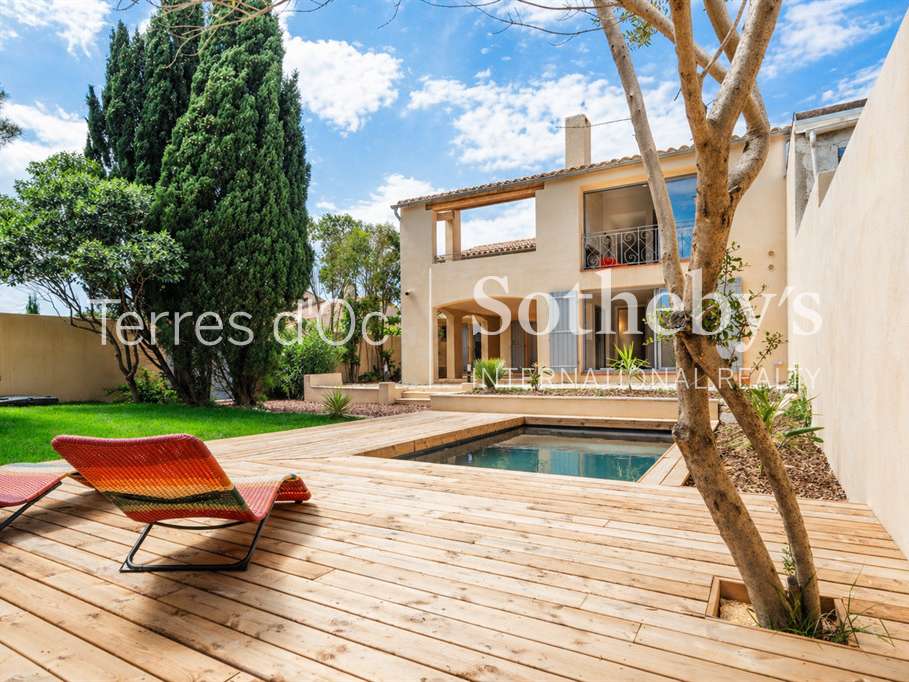 Maison Bages