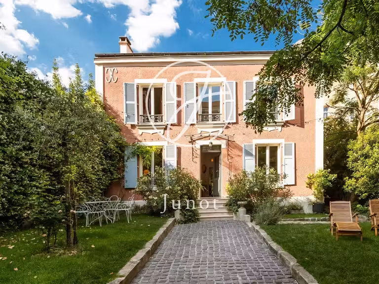 Maison Bagnolet - 3 chambres - 264m²