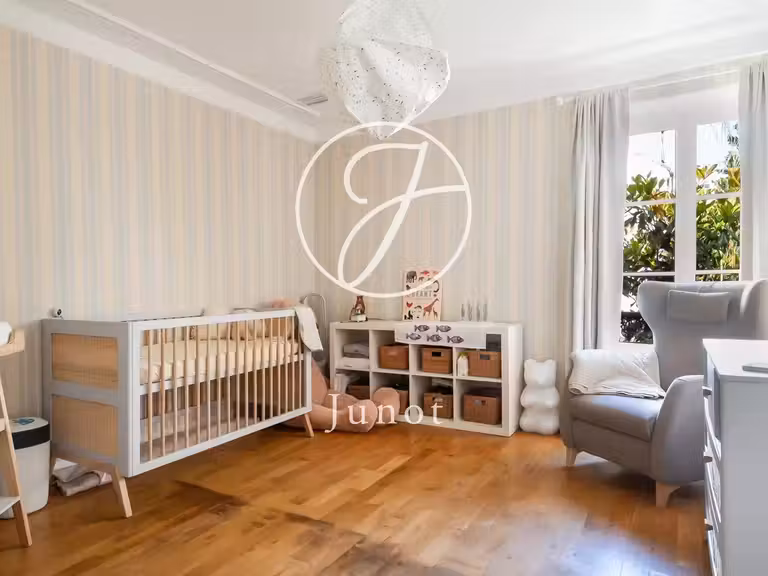 Maison Bagnolet - 3 chambres - 264m²