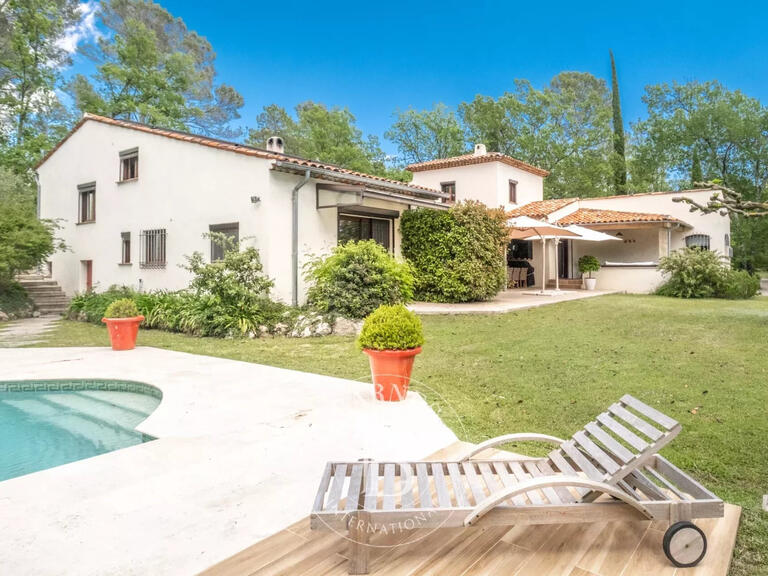 Vente Maison Bagnols-en-Forêt - 5 chambres