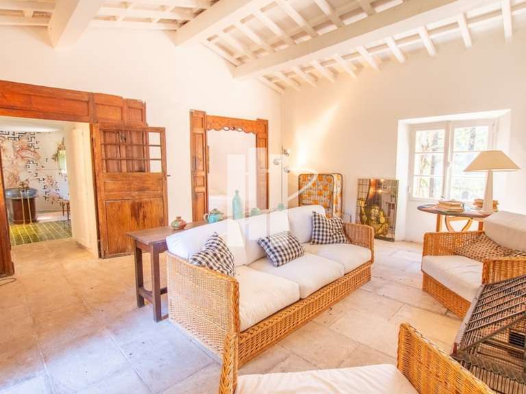 Maison Bagnols-en-Forêt - 10 chambres - 600m²