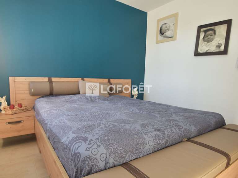 House Bagnols-en-Forêt - 3 bedrooms - 109m²