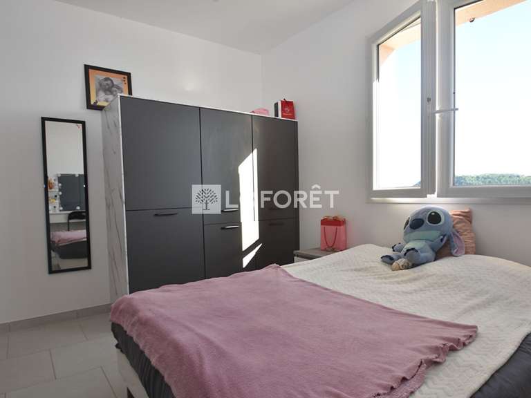 House Bagnols-en-Forêt - 3 bedrooms - 109m²