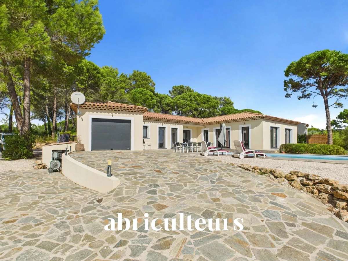 Maison Bagnols-en-Forêt