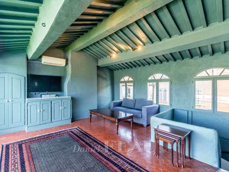 House Bagnols-en-Forêt - 4 bedrooms - 240m²