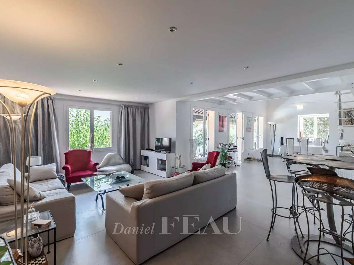 House Bagnols-en-Forêt