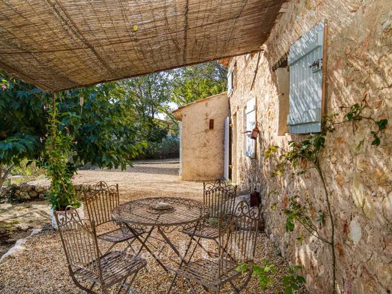 House Bagnols-en-Forêt - 4 bedrooms - 111m²