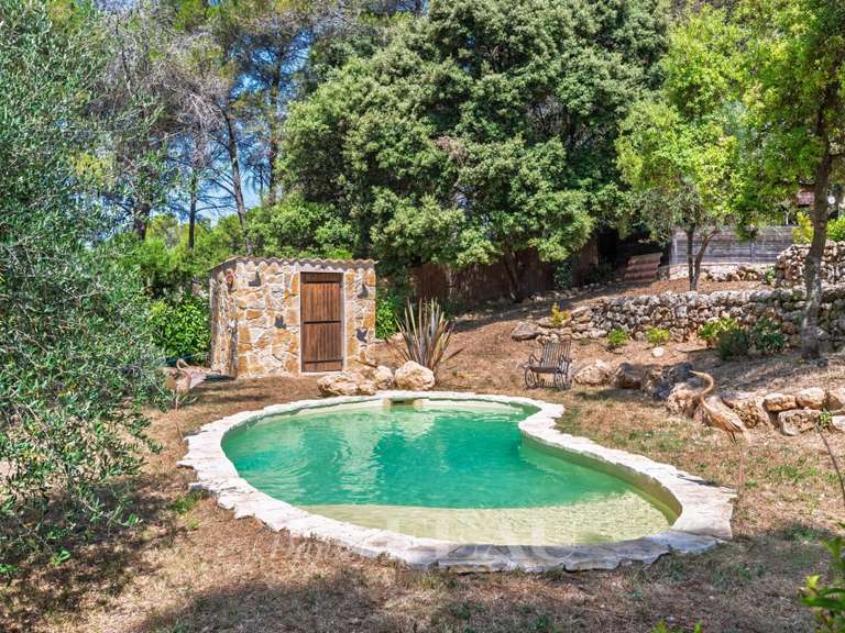 House Bagnols-en-Forêt - 4 bedrooms - 150m²