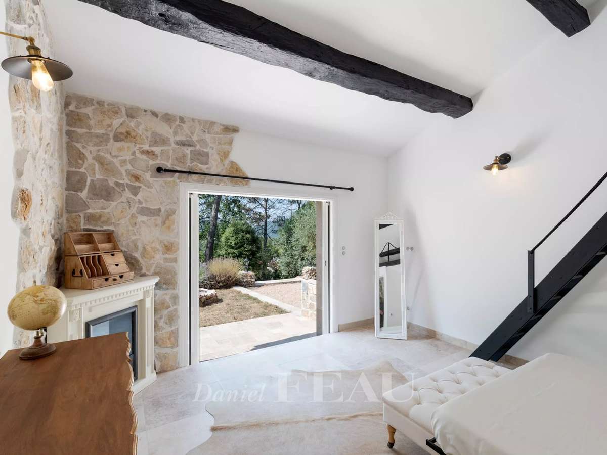 House Bagnols-en-Forêt