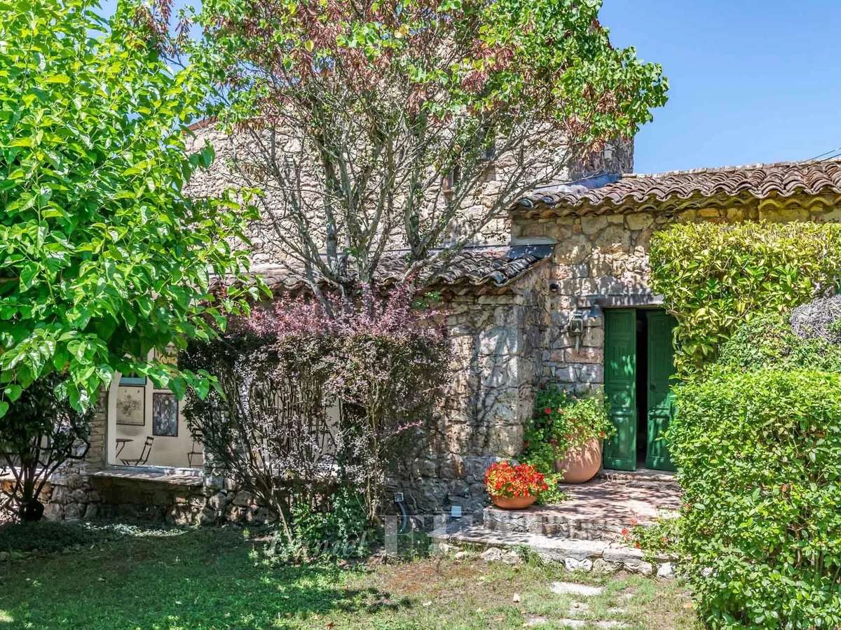 House Bagnols-en-Forêt