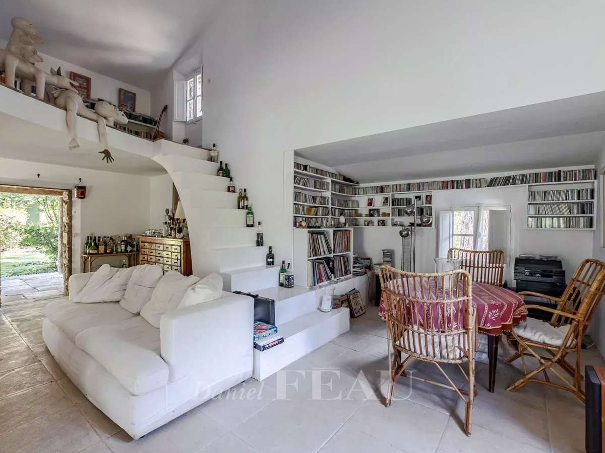 House Bagnols-en-Forêt