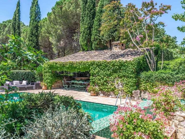 House Bagnols-en-Forêt - 12 bedrooms - 600m²