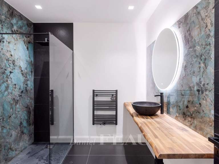 House Bagnols-en-Forêt - 7 bedrooms - 487m²