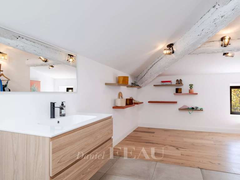 House Bagnols-en-Forêt - 7 bedrooms - 487m²