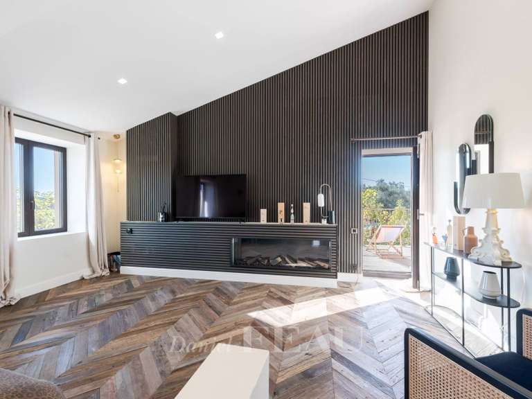 House Bagnols-en-Forêt - 7 bedrooms - 487m²